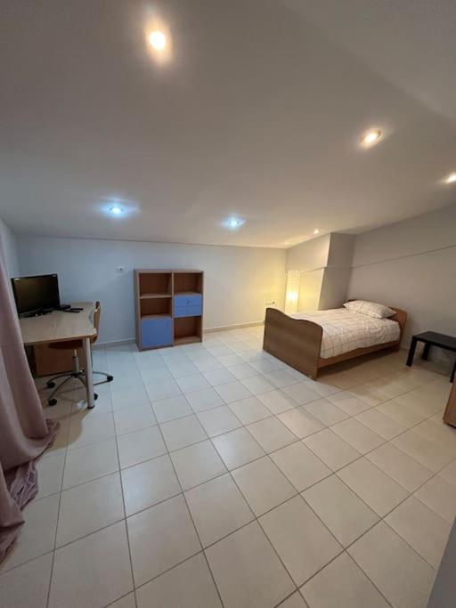 Riga'S Modern Attic Apartment ดรามา ภายนอก รูปภาพ